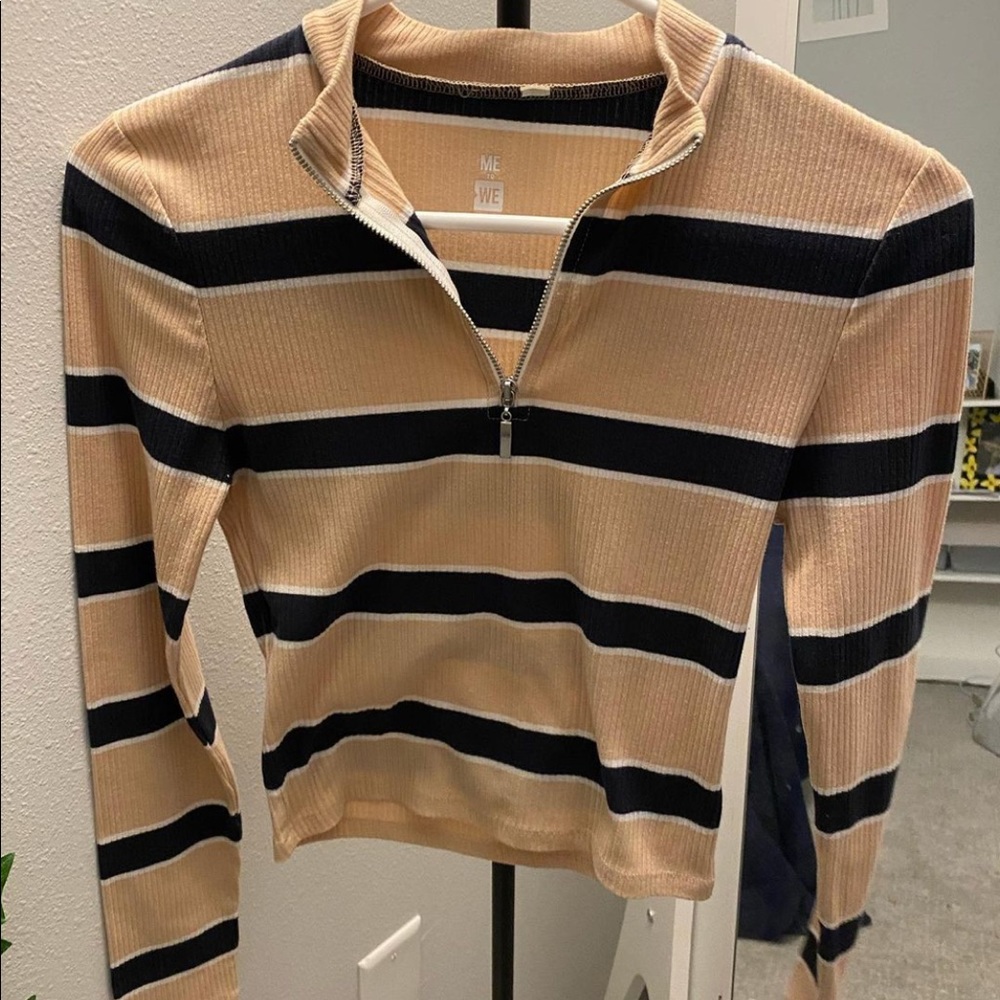 Me to We tan and blue long sleeve with zipper